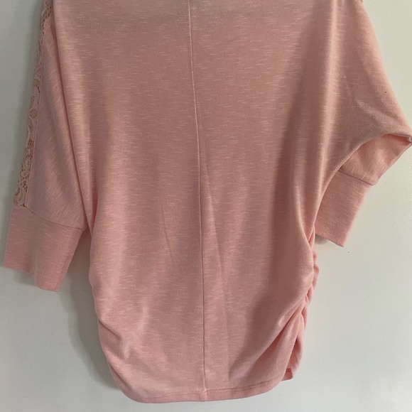 BCX Women's Peach Colored Lace Accent Top size medium - Picture 7 of 7